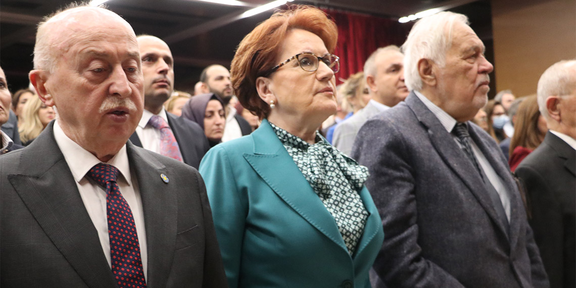 İYİ Parti Genel Başkanı Meral Akşener, Anayasa Mahkemesi ve Yargıtay arasındaki tartışmalara ilişkin, "Bunu çok tehlikeli buluyoruz. Bu bir devlet krizi. Sayın Erdoğan bir anayasa değişikliği için şayet böyle bir kavga üzerinden altyapı hazırlamakla ilgili adımlar atmışsa, onun bu konuda yol vermesi söz konusuysa bu çok tehlikeli" dedi.