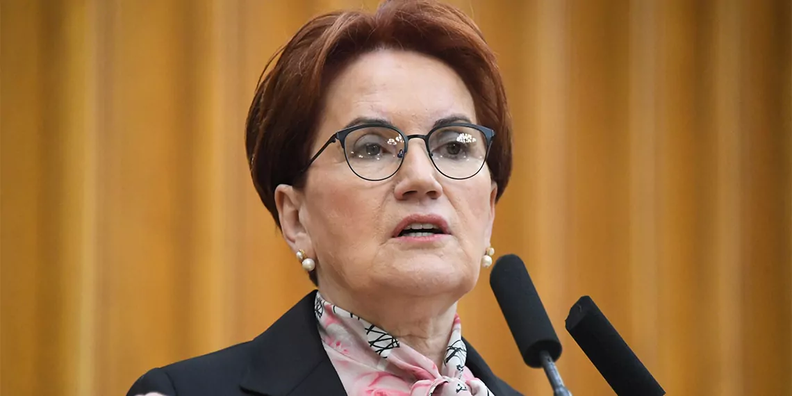 İyi̇ parti genel başkanı akşener, "bundan sonra kendimizden başka kimseye kefil olmayız. Siz isteseniz bile ben olmam. Kişisel ikbal siyasetini de 'ittifak' diye paketlenen menfaat ilişkilerini de tek tek yıkacağız" dedi.