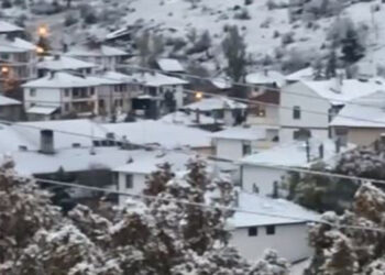 Ankara'ya 2023'ün ilk karı yağdı
