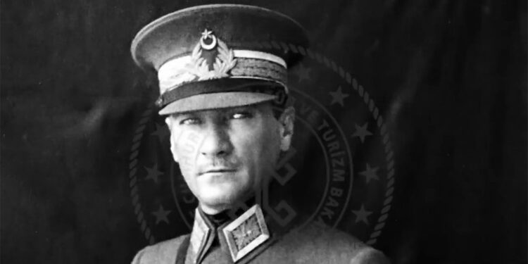 Mehmet Nuri Ersoy'dan 10 Kasım mesajı