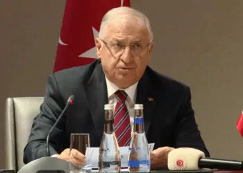 Bakan güler, azerbaycan ve gürcistan savunma bakanı ile görüştü