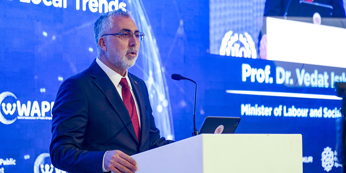 Bakan Işıkhan, gençlerin iş bulmakta zorluk yaşadığına dikkat çekti