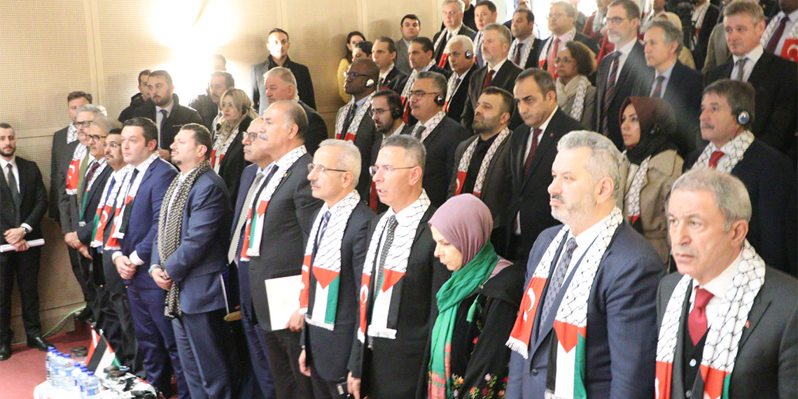 Gazze'ye 13 Ekim'den bu yana 214 ton insani yardım malzemesi ulaştırdık