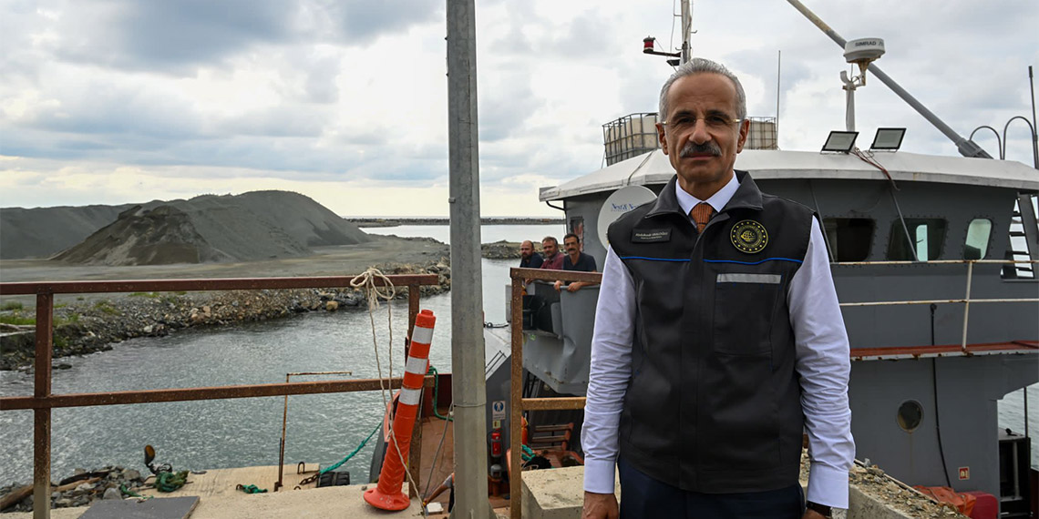 İskenderun Limanı'nda 45 milyon 847 bin 22 ton yük elleçlendi