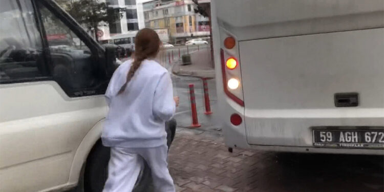 Banu Parlak serbest bırakıldı