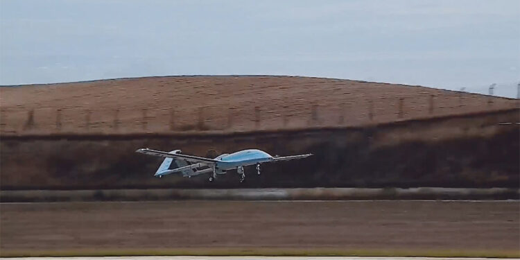 Bayraktar TB3, 3'üncü uçuş testini tamamladı