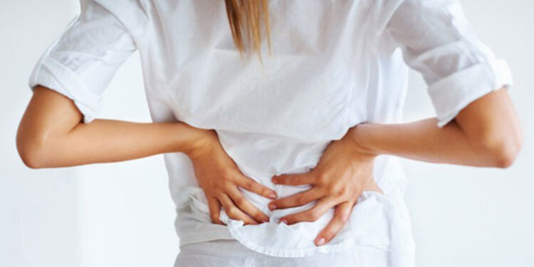 Sırt ve bel ağrıları ne zaman tehlikeli oluyor?