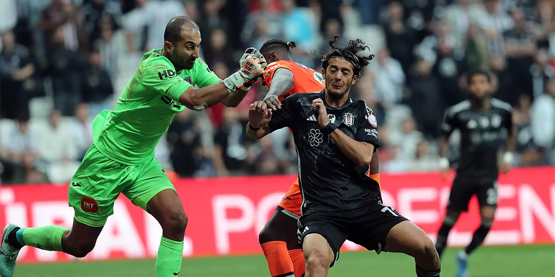 Süper lig’in 12’nci haftasında beşiktaş başakşehir’i 1-0 mağlup etti. Siyah-beyazlı takıma galibiyeti getiren golü 55’inci dakikada muleka kaydetti.