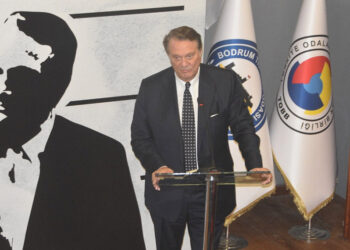 Beşiktaş başkanına hiçbir makam parmak sallayamaz