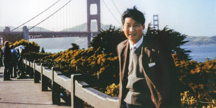 Şi Cinping'in 38 yıl önceki fotoğrafı espri konusu oldu