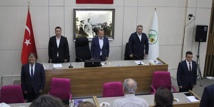 Bolu Belediye Meclisi'nde ABD'ye nota verilmesi çağrısı kabul edildi