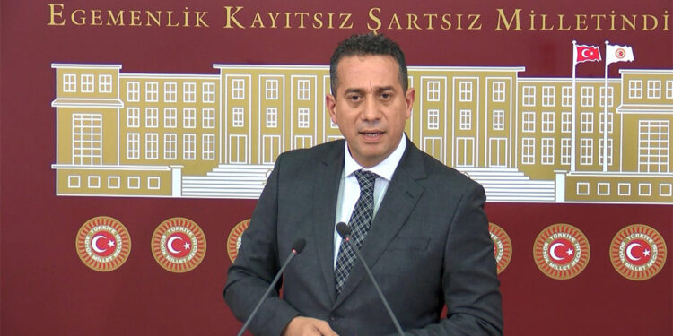 Asgari ücret gerçek enflasyon oranında belirlenmeli