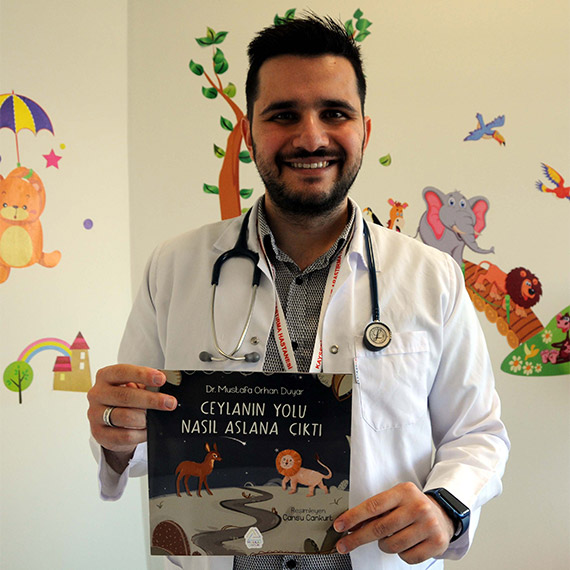 Yazdığı masal kitabıyla ailelere tablet ve telefon uyarısında bulundu