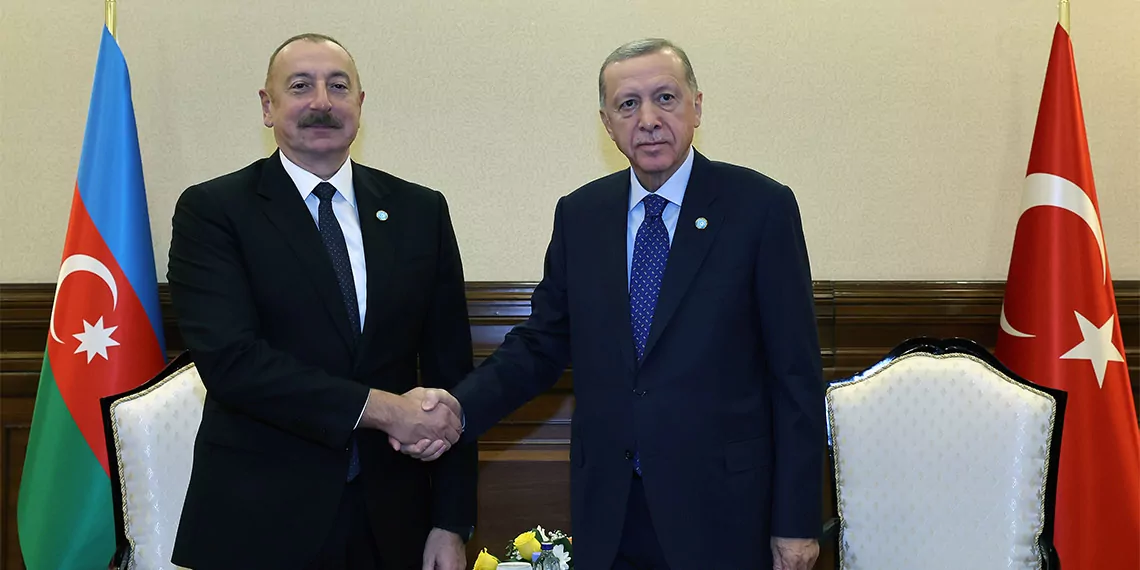 Cumhurbaskani erdogan cumhurbaskani aliyev ile bir araya geldi 3701 dhaphoto1 - dış haberler - haberton