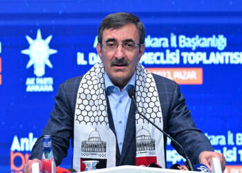Orta Doğu'da oynanmaya çalışılan oyunlar boşa çıkarılacak