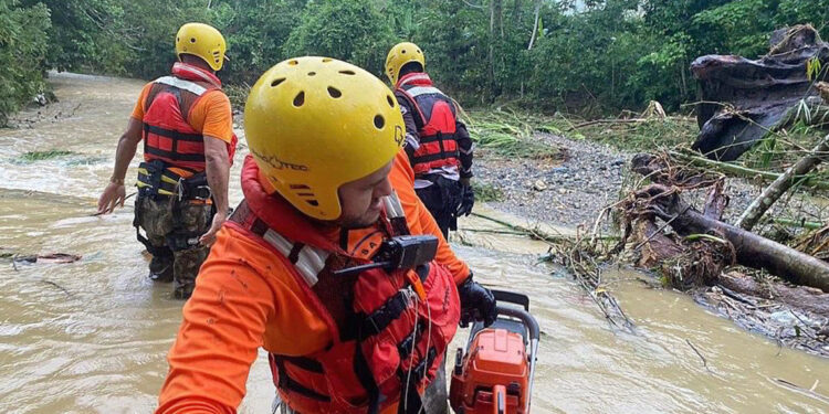 Dominik'te fırtınada ölenler için 3 günlük yas
