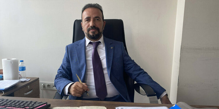 Tescil davası dosyası rafta unutuldu