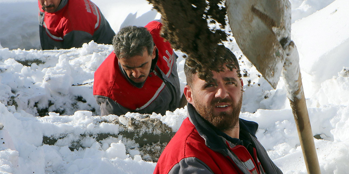 Erzurum'da yüzlerce kışlık mezar kazıldı