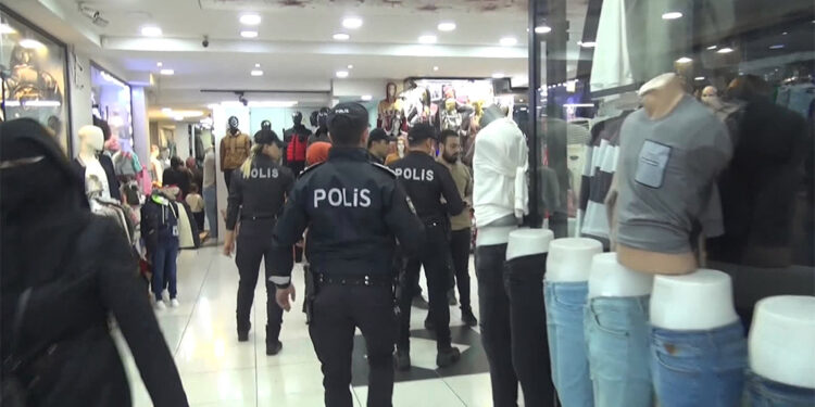 Esenyurt'ta kaçak göçmenlere yönelik denetim