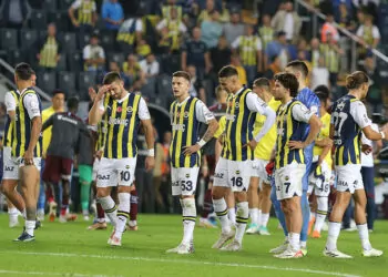 Fenerbahçe'nin 10 maçlık galibiyet serisi sonlandı