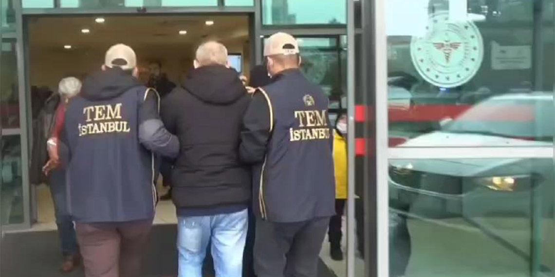 FETÖ üyeliğinden aranan özel kalem müdürü yakalandı