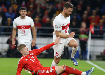 A Milli Futbol Takımı Avrupa şampiyonasına ilk kez lider gidiyor