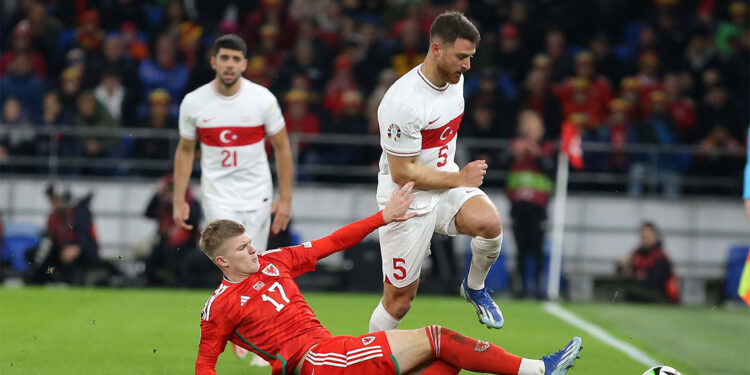 A Milli Futbol Takımı Avrupa şampiyonasına ilk kez lider gidiyor