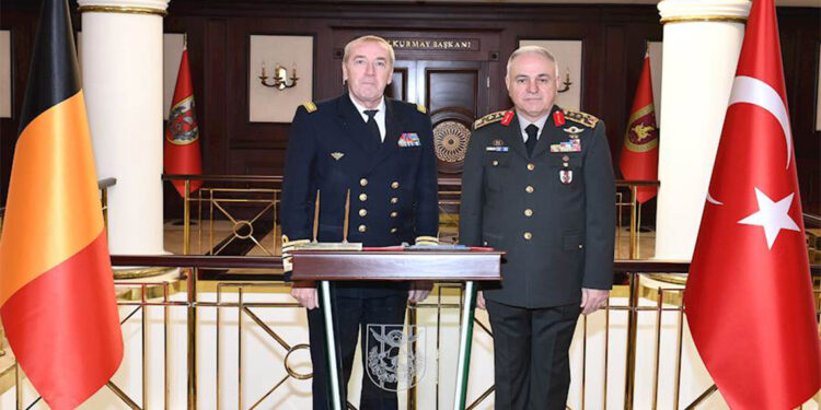 Metin Gürak, Belçika Genelkurmay Başkanı ile görüştü