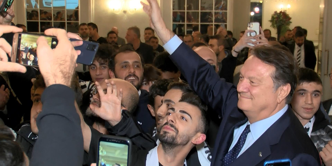 Beşiktaş başkan adayı Hasan Arat, "Bu dönem olağanüstü kongre dönemi 1,5 yıl. Bir sonraki dönem de 3 yıl. 4,5 yılda Beşiktaş borçlarını bitirir" dedi.