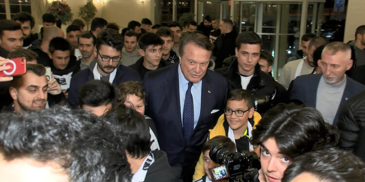 4,5 yılda Beşiktaş borçlarını bitirir