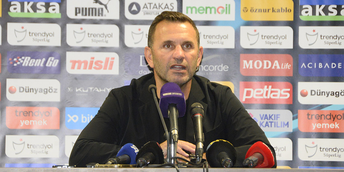 Süper Lig’in 12’nci haftasında Hatayspor, Mersin'de oynanan maçta Galatasaray’ı 2-1 mağlup etti. Hatayspor Galatasaray maçının ardından düzenlenen basın toplantısında Galatasaray Teknik Direktörü Okan Buruk ve Hatayspor Teknik Direktörü Volkan Demirel açıklamalarda bulundu.