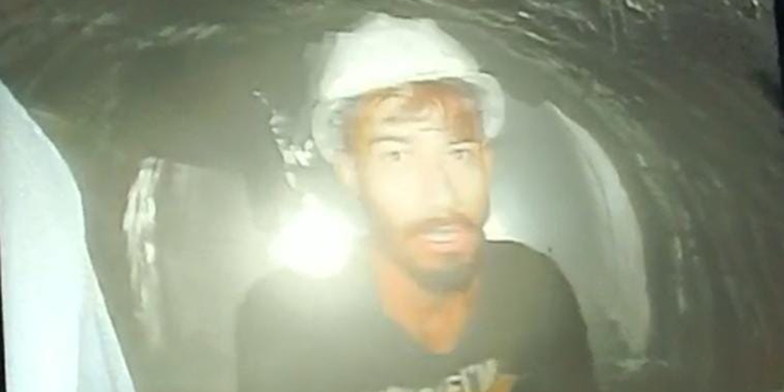 Hindistan'da tünelde mahsur kalan işçiler görüntülendi