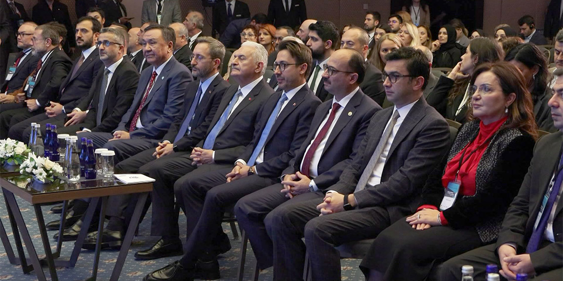 Sistematik bir dezenformasyonla karşı karşıyayız