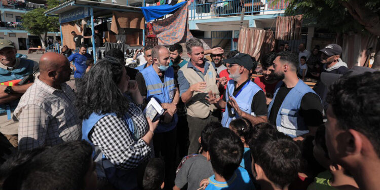 İsrail, Refah Kapısı’ndan ilk defa geçen ‘yarım tanker’ yakıtın kullanımını sınırladı