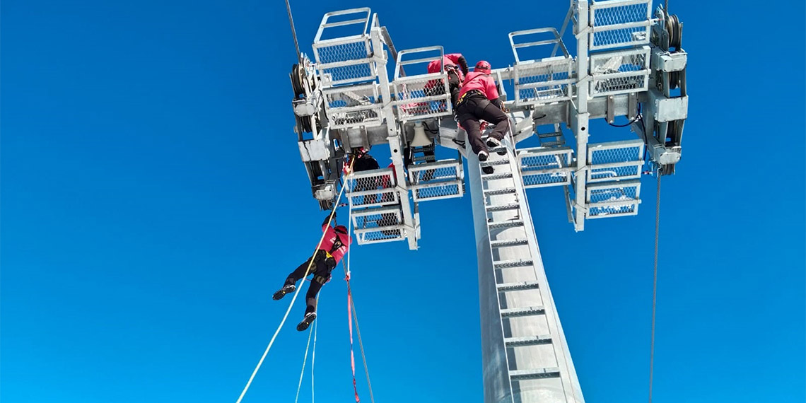 JAK timleri kayak merkezinde tatbikat yaptı