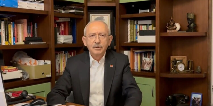 Partimizi ve delegelerimizi yıpratmak için atılan iftiraları üzülerek izliyorum