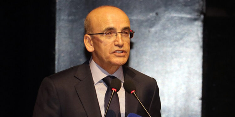 Bütçeden en çok kaynağı eğitime yatırmaya devam ediyoruz