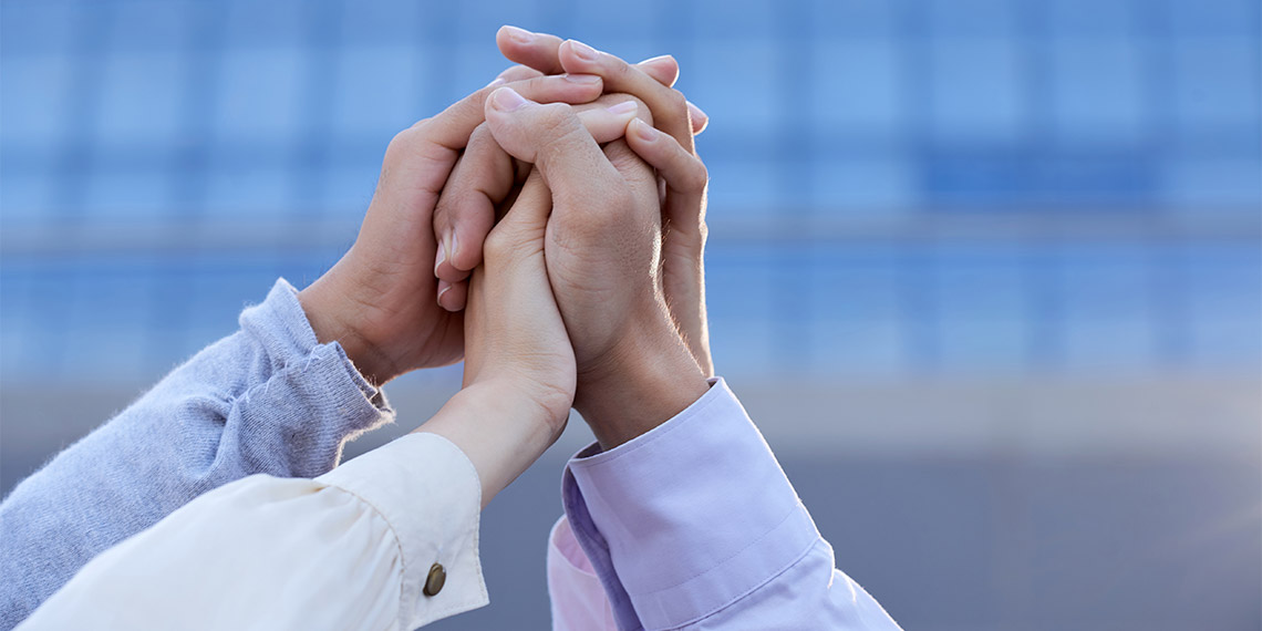 Merhamet biraz yolculuğa çıktı beklemeyin