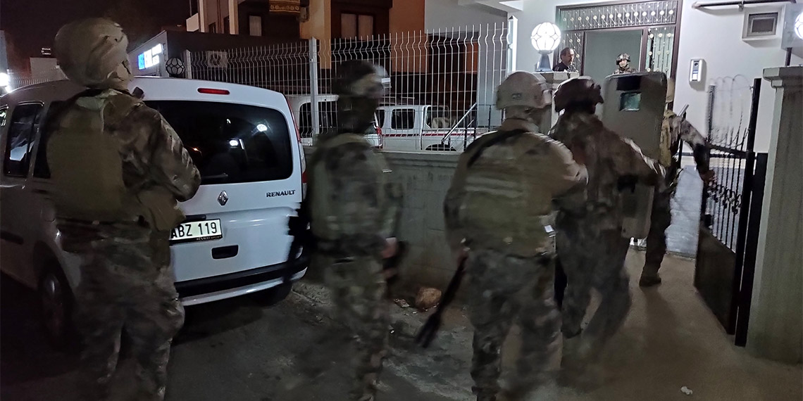 Mersin'de terör örgütü PKK/KCK yapılanmasına operasyon