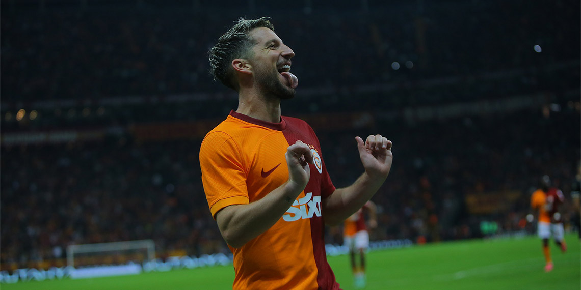 Dries Mertens maçın adamı seçildi