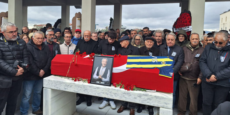 Metin Uca'nın cenazesinde gerginlik