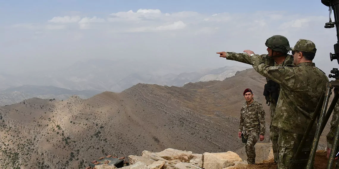 Pençe harekat bölgelerinde 165 pkk'lı etkisiz hale getirildi