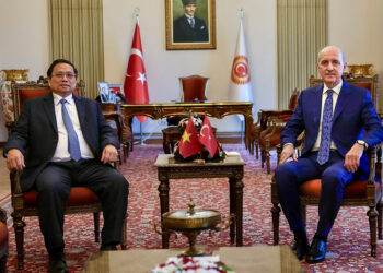 Numan Kurtulmuş Vietnam Başbakanı ile görüştü