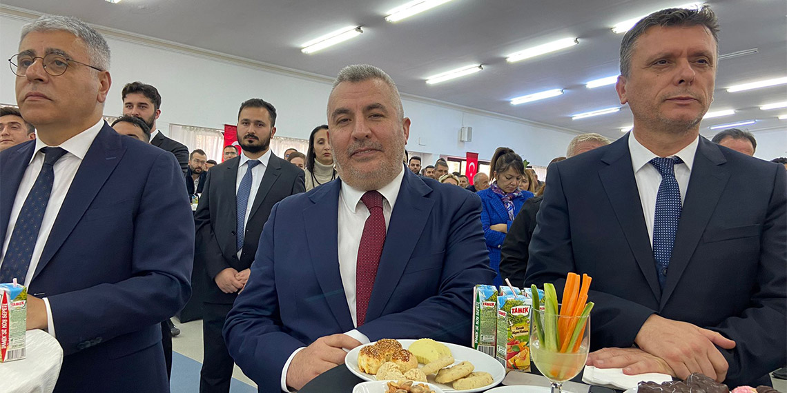 Ölçme, Seçme ve Yerleştirme Merkezi Başkanı Bayram Ali Ersoy, "Dil alanında devrim niteliğinde sınavlar yapacağız. Birkaç dilde farklı becerileri ölçen sınavlar gerçekleştireceğiz. Hazirandan sonra kamuoyunda farlı bir sınavımız ortaya çıkacak" dedi.