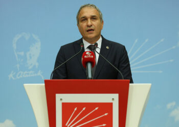 CHP iktidarında uzman-başöğretmenlik sistemi kaldırılacak