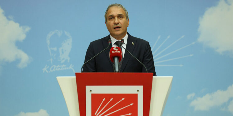 CHP iktidarında uzman-başöğretmenlik sistemi kaldırılacak