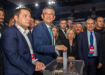 Devir teslim törenini partimize yakışır bir şekilde yapacağız