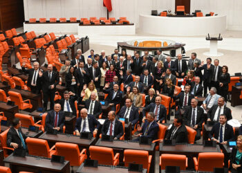Meclis'te yargı tartışması