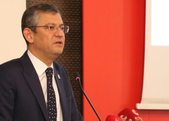 Hiçbir belediye başkanı hak etmediği bir yere gelmeyecek