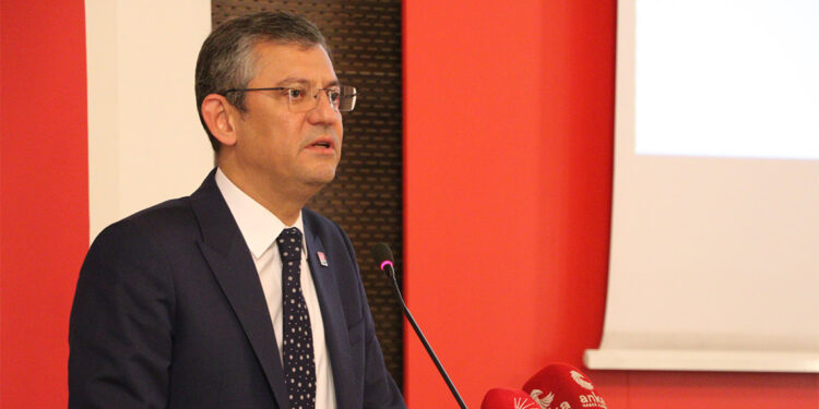 Hiçbir belediye başkanı hak etmediği bir yere gelmeyecek